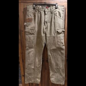 Wrangler Men's RIGGS Workwear Pants - Green 36x32